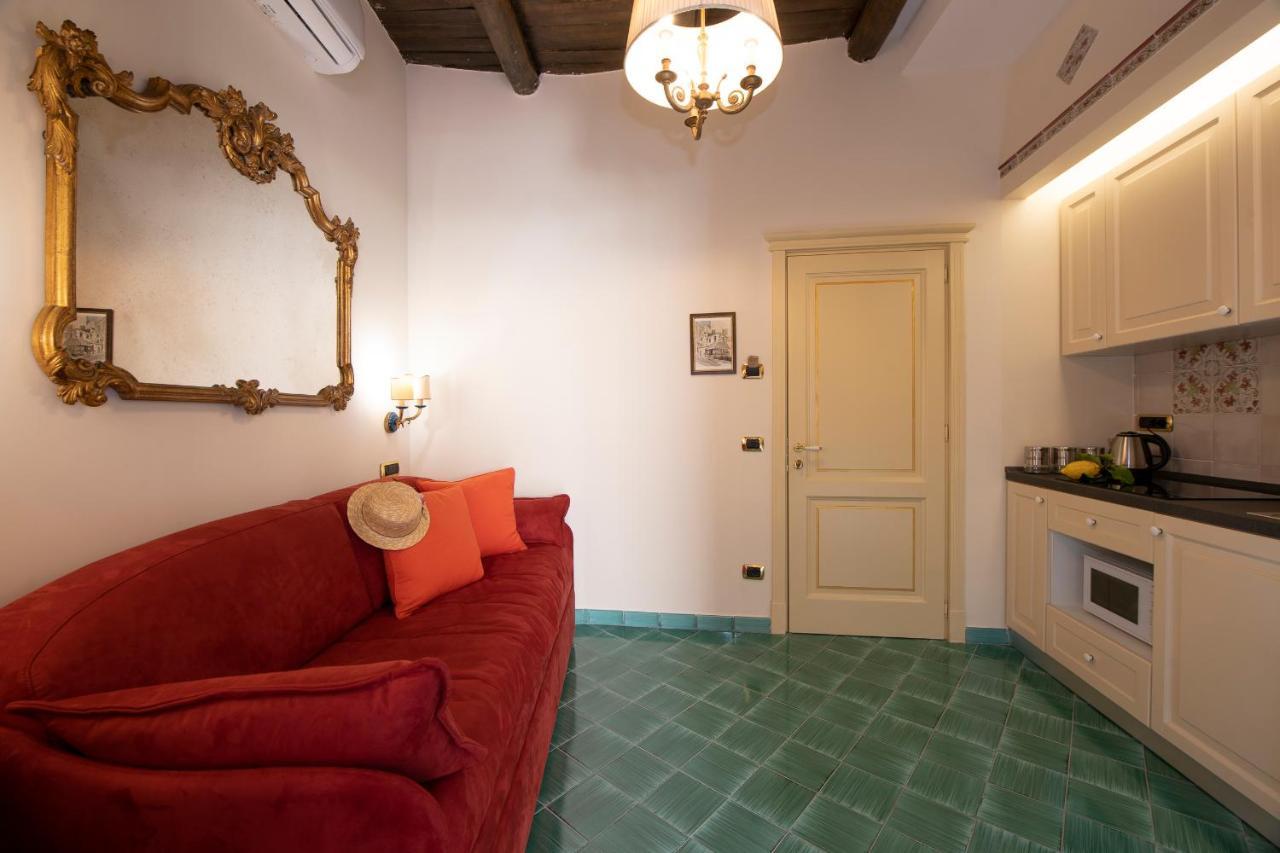 Amalfi Old Square Room & Apartments Buitenkant foto