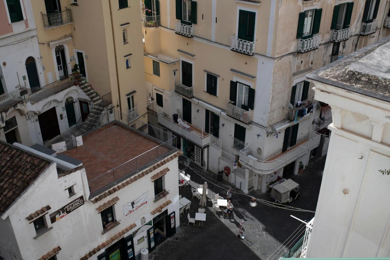 Amalfi Old Square Room & Apartments Buitenkant foto