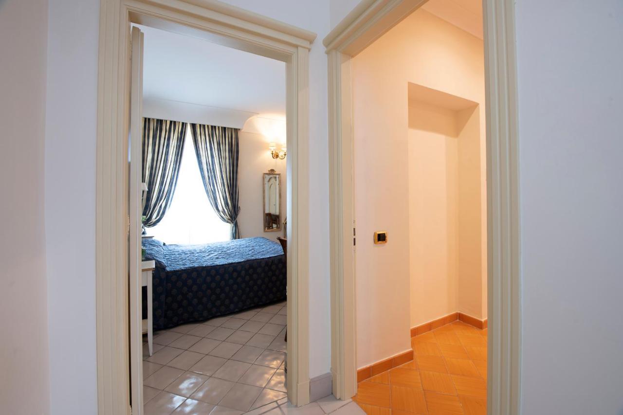 Amalfi Old Square Room & Apartments Buitenkant foto